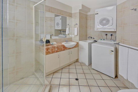 Raffles Mooloolaba - Accommodation Sunshine Coast 12