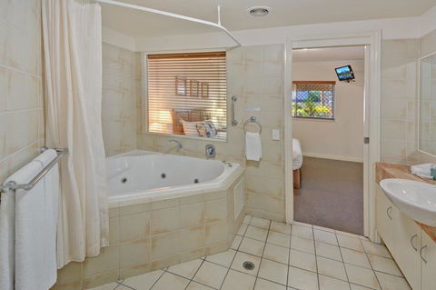 Raffles Mooloolaba - Accommodation Sunshine Coast 11