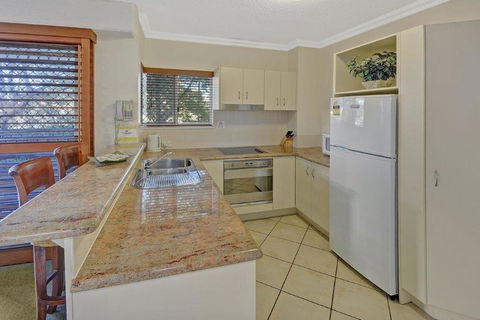 Raffles Mooloolaba - Accommodation Sunshine Coast 9
