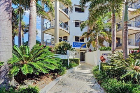 Raffles Mooloolaba - Accommodation Sunshine Coast 0