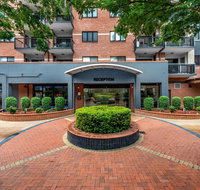 Central Brunswick Apartment Hotel