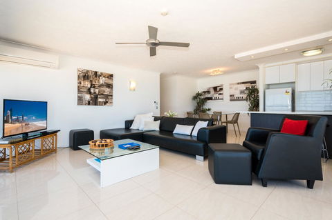 Breakers North Absolute Beachfront Apartments - Official - Accommodation Sunshine Coast 23