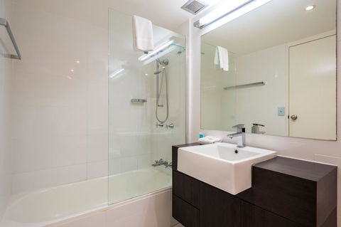 Breakers North Absolute Beachfront Apartments - Official - Accommodation Sunshine Coast 25