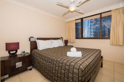 Breakers North Absolute Beachfront Apartments - Official - Accommodation Sunshine Coast 35