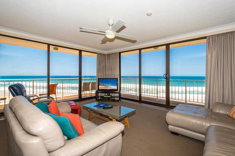 Breakers North Absolute Beachfront Apartments - Official - Accommodation Sunshine Coast 28