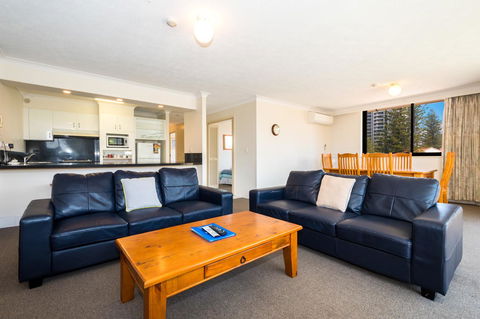 Breakers North Absolute Beachfront Apartments - Official - Accommodation Sunshine Coast 20