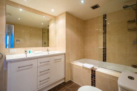 Breakers North Absolute Beachfront Apartments - Official - Accommodation Sunshine Coast 36