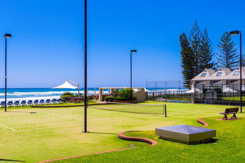 Breakers North Absolute Beachfront Apartments - Official - Accommodation Sunshine Coast 3