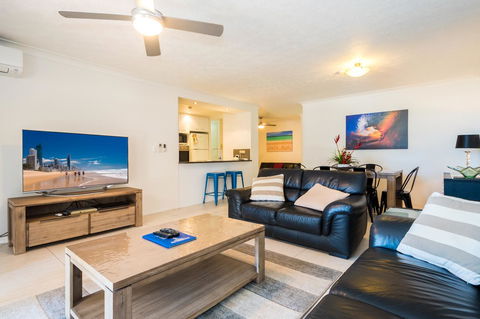 Breakers North Absolute Beachfront Apartments - Official - Accommodation Sunshine Coast 31