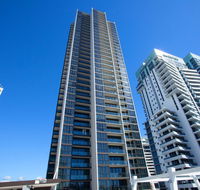 High Floor Ocean View Suites Broadbeach - Accommodation Sunshine Coast