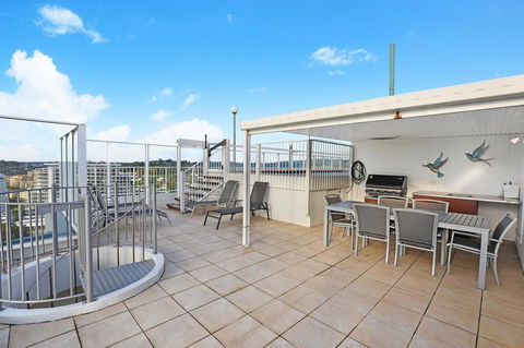 Elouera Tower - Accommodation Sunshine Coast 4