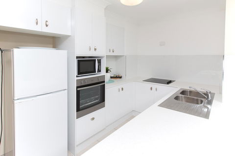Miami Beachside Holiday Apartments - Accommodation Sunshine Coast 26