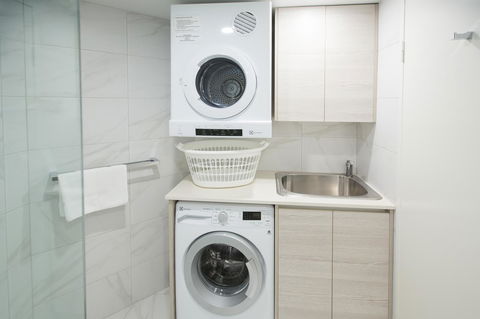 Miami Beachside Holiday Apartments - Accommodation Sunshine Coast 17