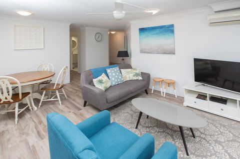 Miami Beachside Holiday Apartments - Accommodation Sunshine Coast 10
