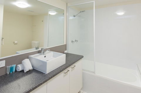 Miami Beachside Holiday Apartments - Accommodation Sunshine Coast 25