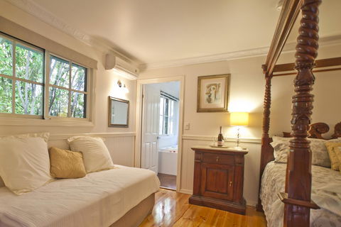 Curtis Falls Cottage - Accommodation Sunshine Coast 20