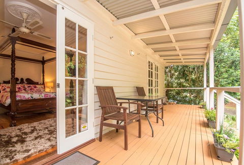 Curtis Falls Cottage - Accommodation Sunshine Coast 16