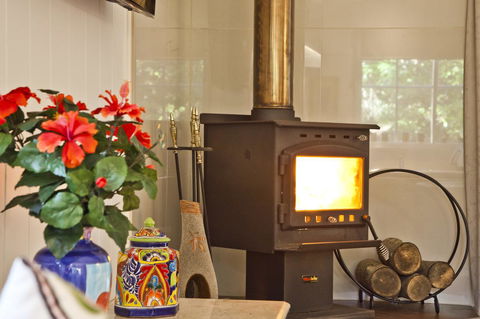 Curtis Falls Cottage - Accommodation Sunshine Coast 10