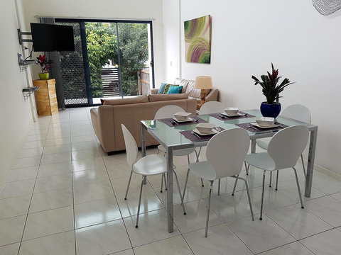 Sutton's Beach Unit - Accommodation Sunshine Coast 3