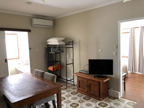 Montville Holiday Apartments - Accommodation Sunshine Coast 16