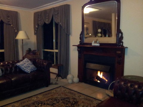 Waterview Gardens B&B - Accommodation Sunshine Coast 3
