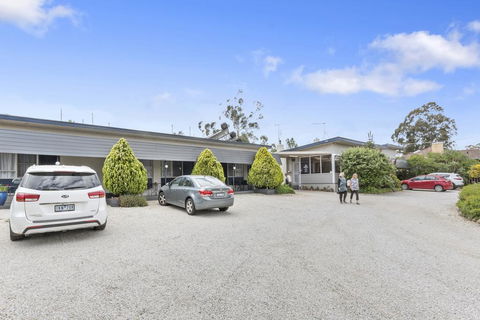 Wattle Grove Motel Maryborough - Accommodation Sunshine Coast 2