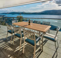 Waves 5 Luxury 3 Bedroom Breathtaking Ocean Views Central Location - Accommodation Sunshine Coast