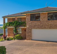 Waves  Caves - Accommodation Sunshine Coast