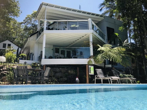 Waves And White Horses Seaview Retreat (adults Only) - Accommodation Sunshine Coast 1