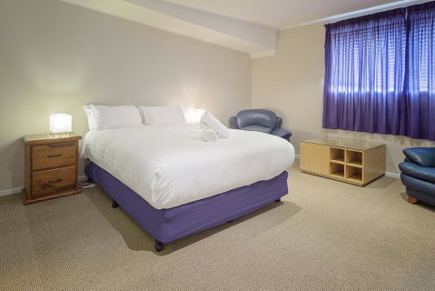 Wendaleigh 8 - Central Unit - Accommodation Sunshine Coast 1