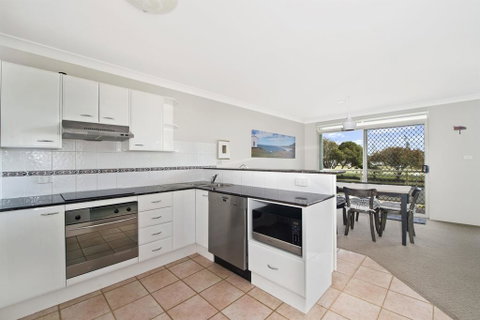 Westport Palms 14 Buller Street - Accommodation Sunshine Coast 1