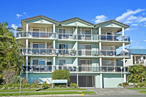 Westport Palms 14 Buller Street - Accommodation Sunshine Coast 0