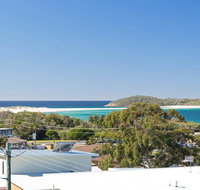 Whale Tales' 78 Lentara Street - FANTASTIC WATER VIEWS OVER FINGAL BEACH - Accommodation Sunshine Coast