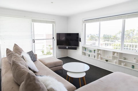White Beach Cottage - Accommodation Sunshine Coast 3