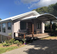 White Cedar Cottage - Accommodation Sunshine Coast