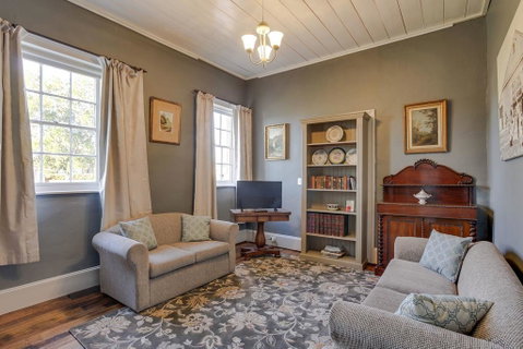 Whites Corner - Accommodation Sunshine Coast 2