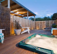 Whitewood Cottage - Secluded Spa - Accommodation Sunshine Coast