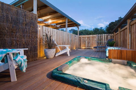 Whitewood Cottage - Secluded Spa - Accommodation Sunshine Coast 0