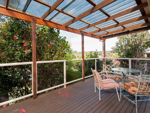 Wildflowers @ Fingal Bay - Accommodation Sunshine Coast 0
