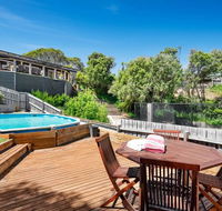 Willowdene with pool spa tennis court and fireplace - Accommodation Sunshine Coast