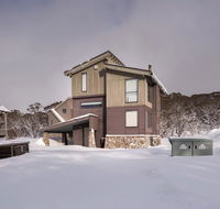 Winterfell - Accommodation Sunshine Coast