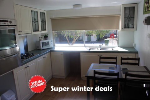Wonky Stables Holiday Park - Accommodation Sunshine Coast 0