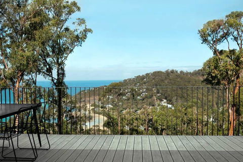 WYE UP - Through The Treetops. Out To The Sea. - Accommodation Sunshine Coast 0