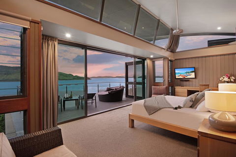 Yacht Club Villa 33 - Serenity - 4 Bedroom 4 Bathroom House Ocean Views 2 Buggies - Accommodation Sunshine Coast 0