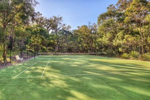 Yallingup Forest Resort - Accommodation Sunshine Coast 3