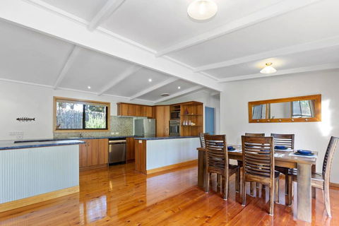 YARRABEE - The Perfect Getaway! - Accommodation Sunshine Coast 1