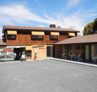 Young Goldrush Motel