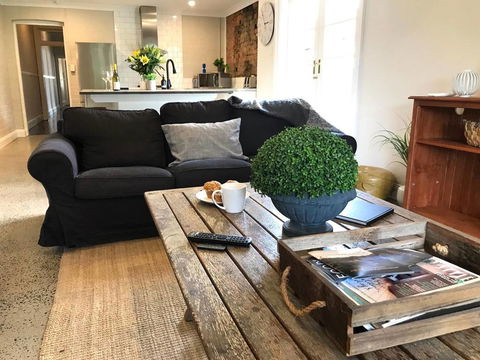 YSG The Edward Townhouse 151 - Walk To Town - Accommodation Sunshine Coast 0