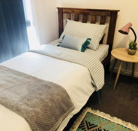 Haven Family dog freindly  close to Hospital Airport Bunnings - Accommodation Sunshine Coast