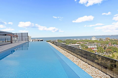 Heart Of St Kilda  Infinity Pool+Parking+WIFI - Accommodation Sunshine Coast 0
